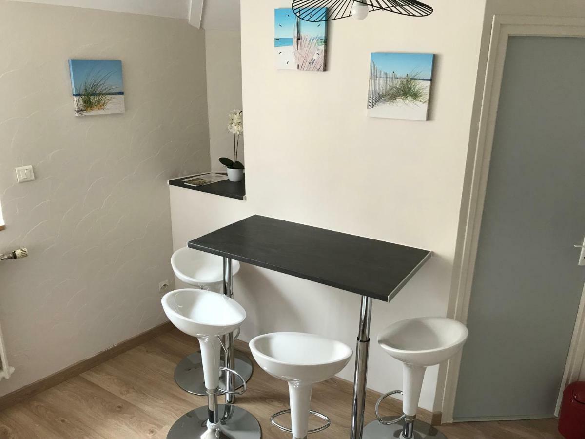 Lumineux T2 Vieille Ville 3 Pers Parking Gratuit - By La Source D'Orfee بولون-سور-مير المظهر الخارجي الصورة