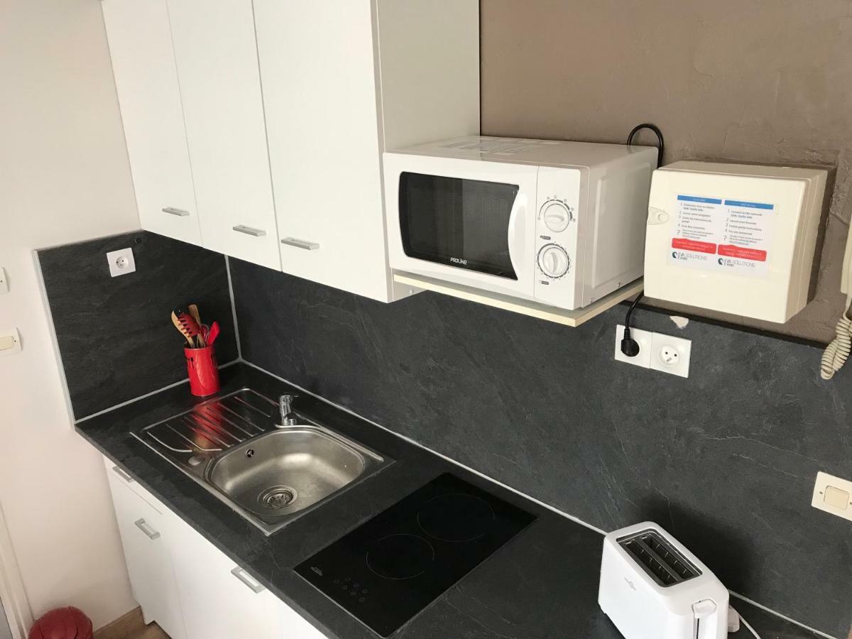 Lumineux T2 Vieille Ville 3 Pers Parking Gratuit - By La Source D'Orfee بولون-سور-مير المظهر الخارجي الصورة