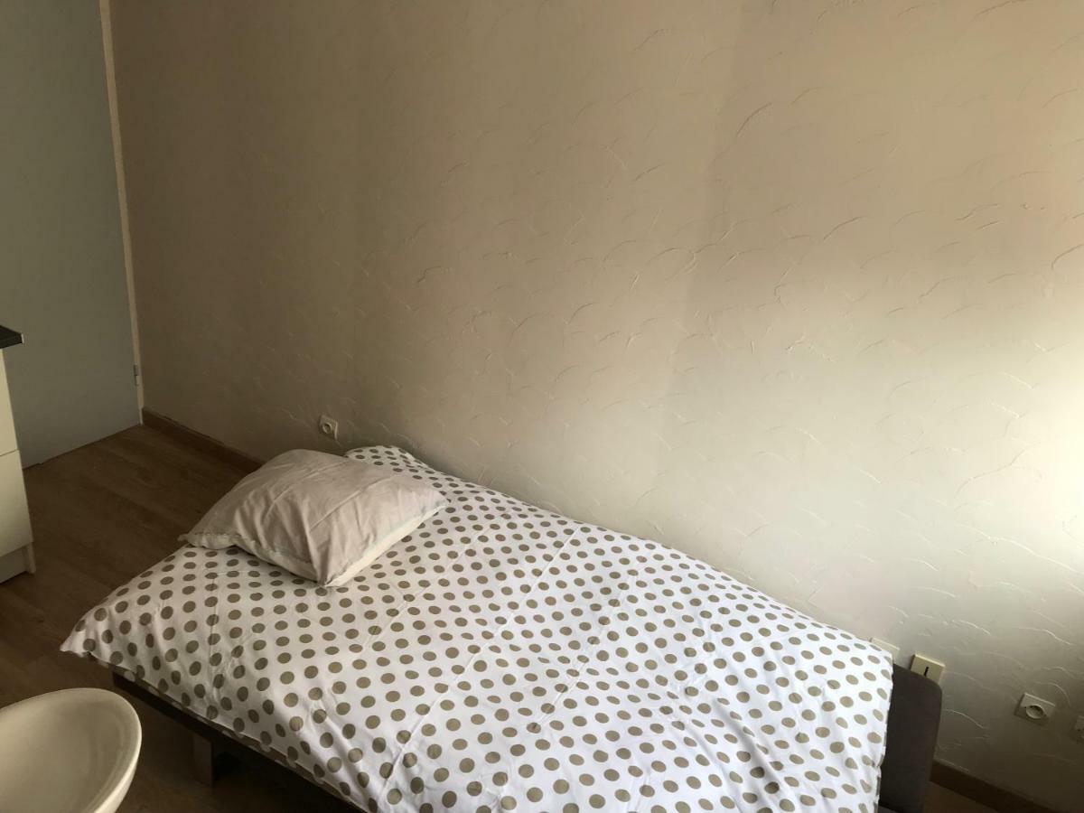 Lumineux T2 Vieille Ville 3 Pers Parking Gratuit - By La Source D'Orfee بولون-سور-مير المظهر الخارجي الصورة