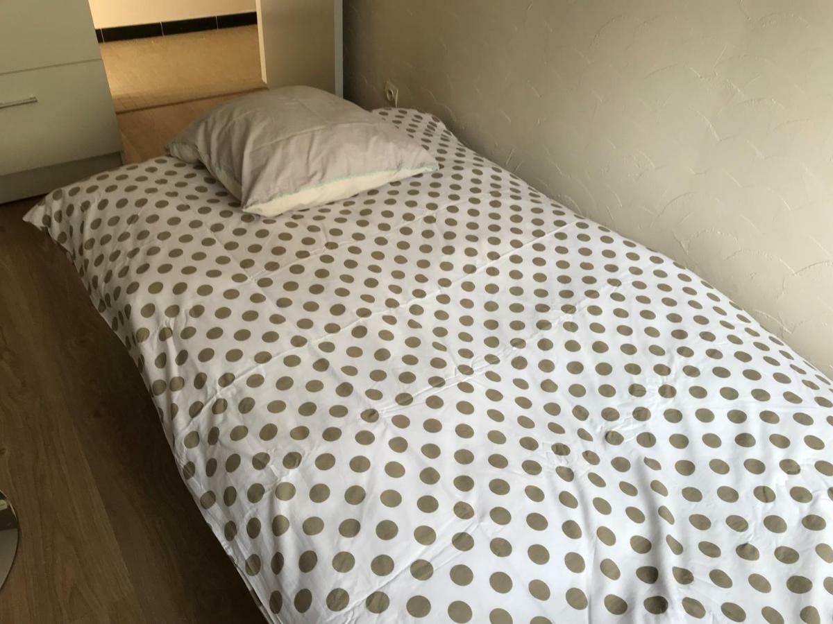 Lumineux T2 Vieille Ville 3 Pers Parking Gratuit - By La Source D'Orfee بولون-سور-مير المظهر الخارجي الصورة